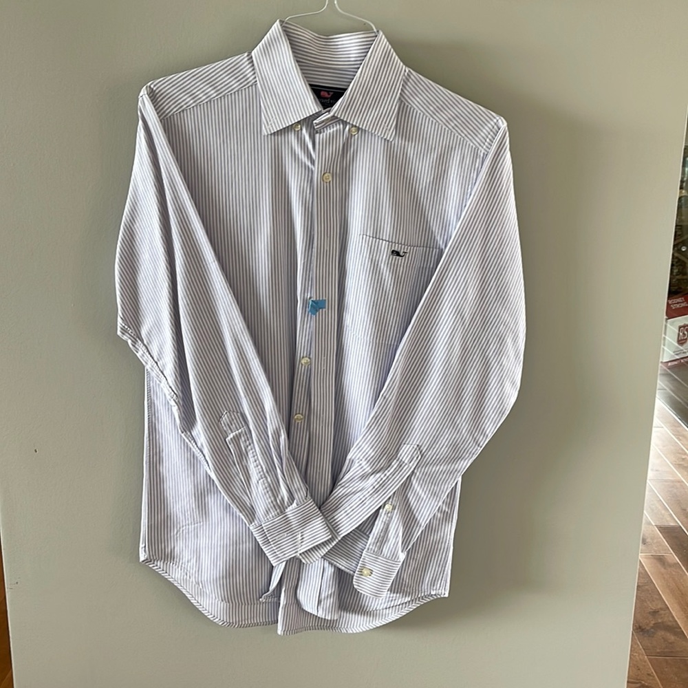 Men’s Vineyard Vines long sleeve button down Size S